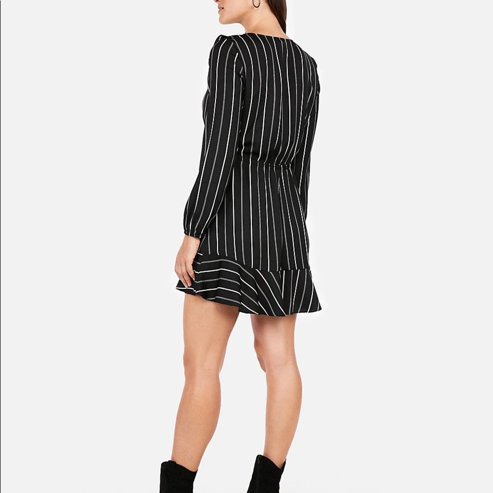 EXPRESS STRIPED ELASTIC WAIST RUFFLE WRAP DRESS - Picture 4 of 4